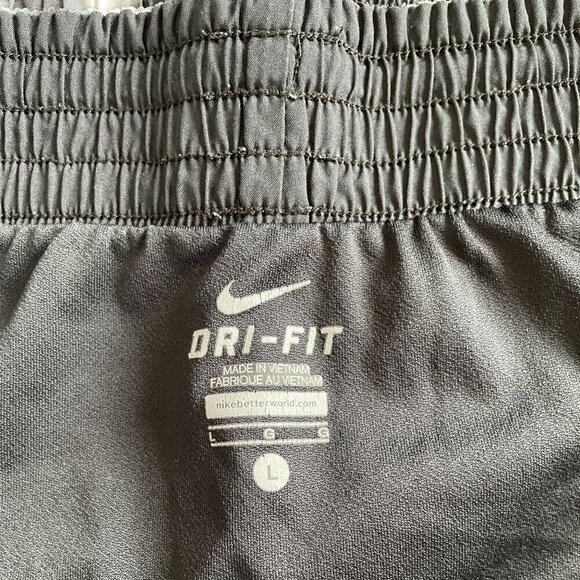 Nike DriFit Running Athletic Black White Women’s Size L NWOT - Picture 10 of 10